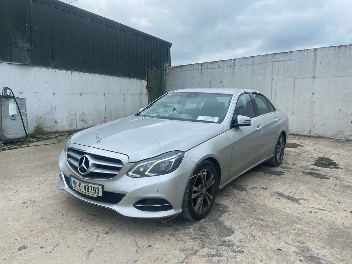 Mercedes e220 - Image 2
