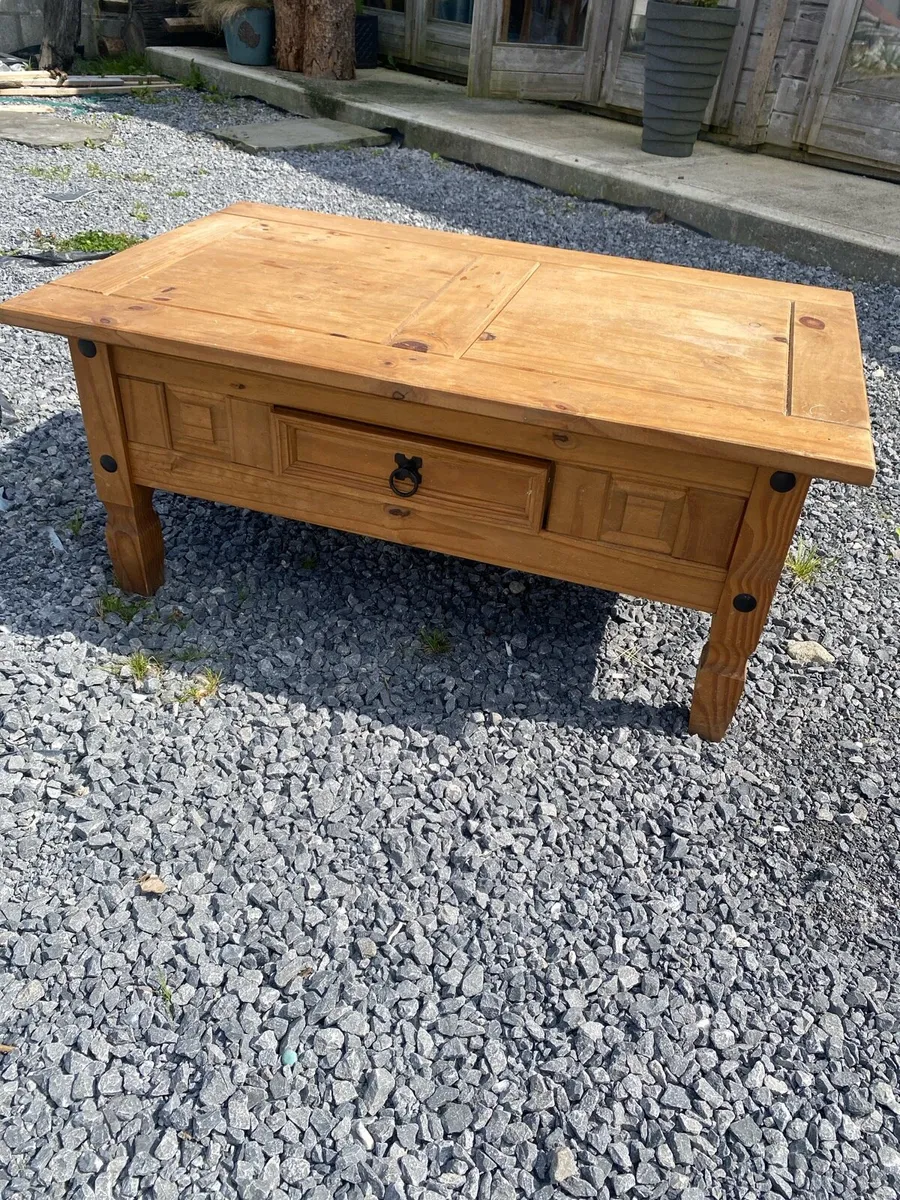 Coffee table - Image 1