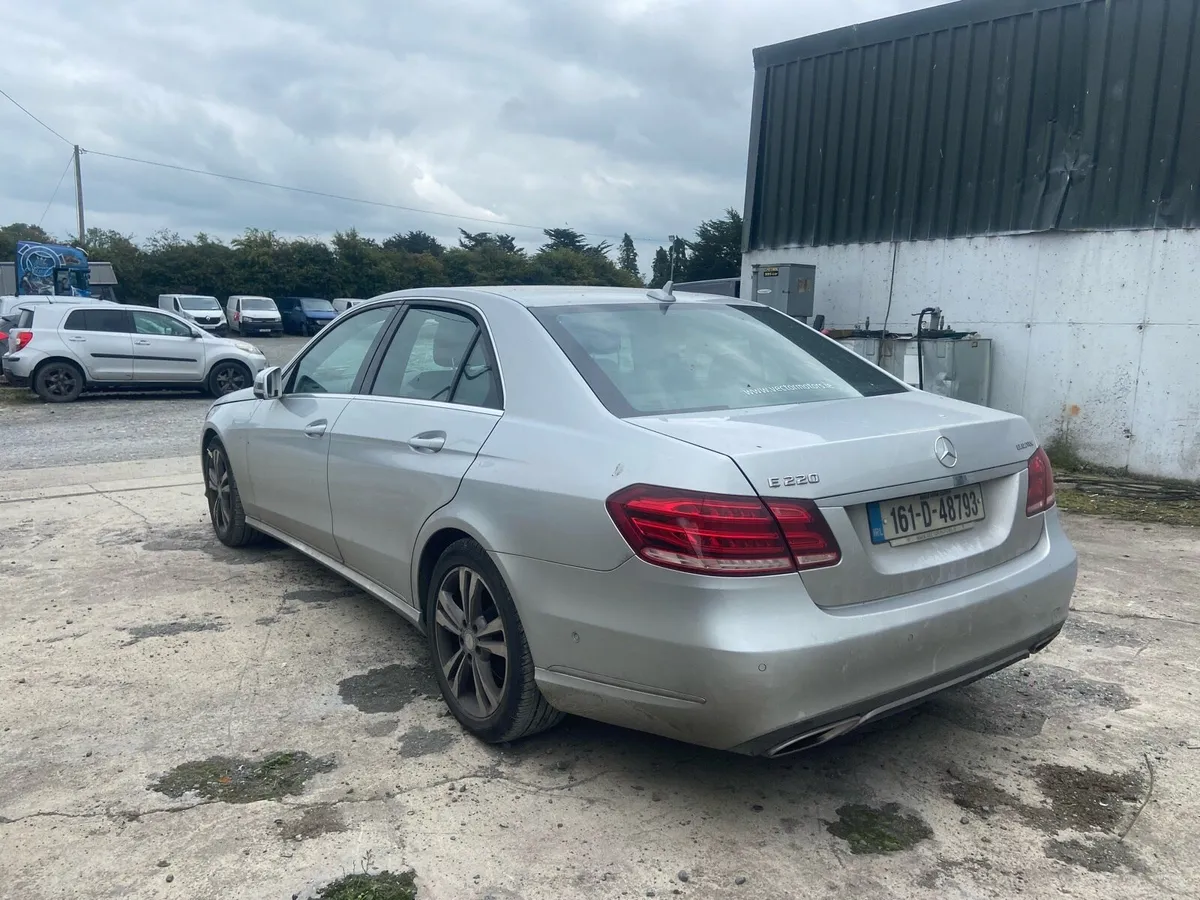 Mercedes e220 - Image 3