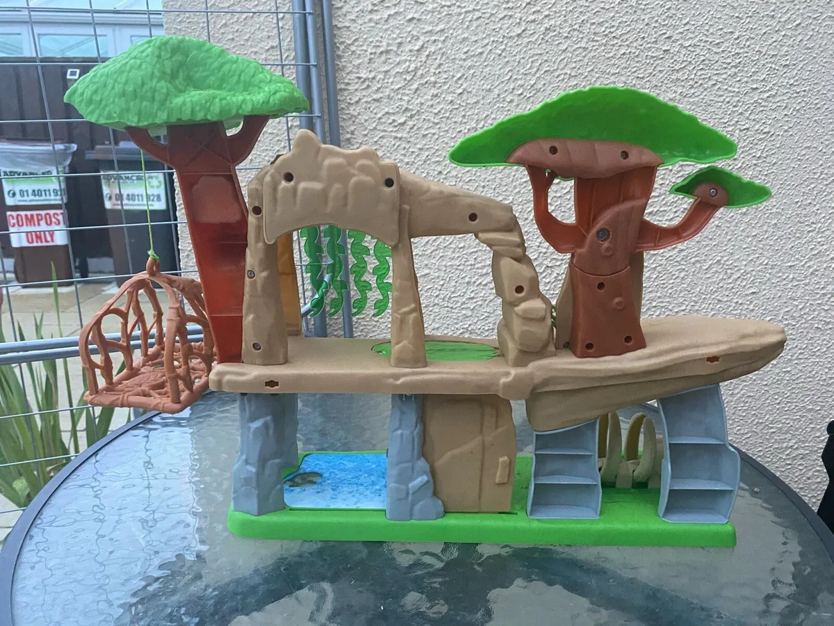 Lion king toy set - Image 2
