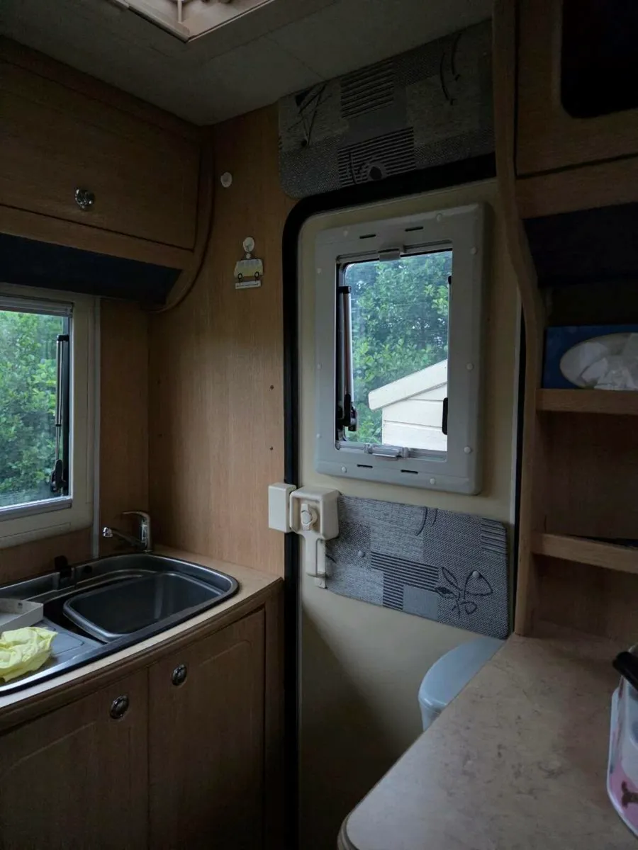 Camper Van Peugeot Boxer - Image 3