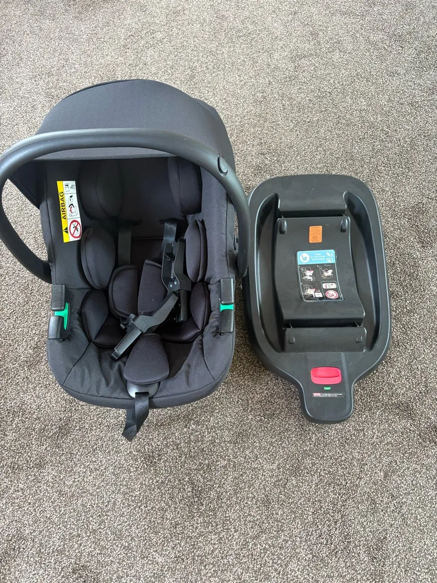 Babylo car seat with isofix base - Image 1