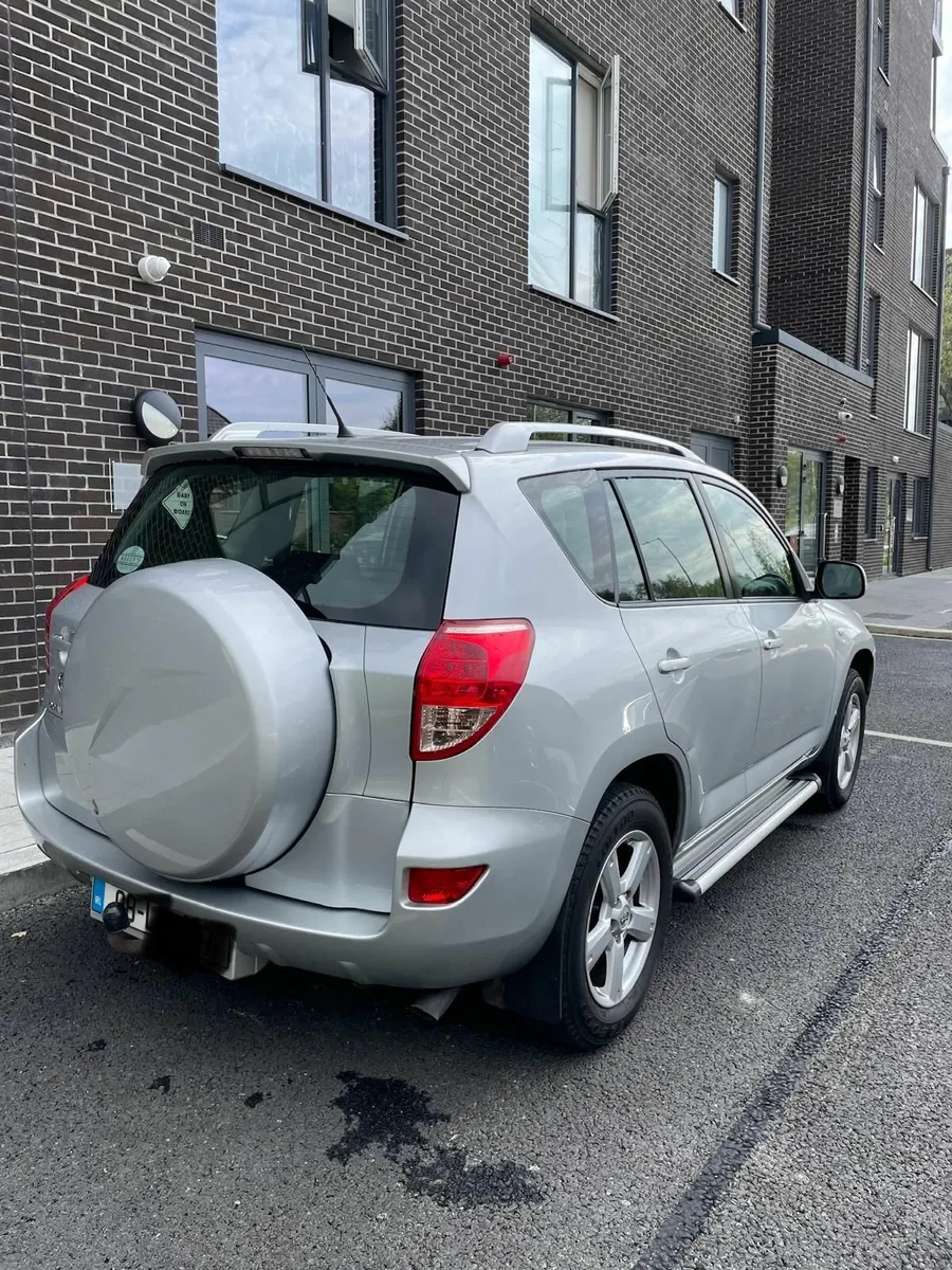 Toyota RAV4 2008 - Image 3