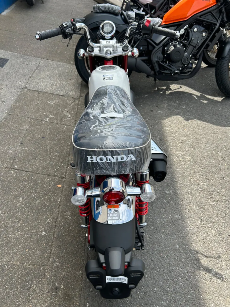 New 2025 Honda Monkey 125 - Image 3