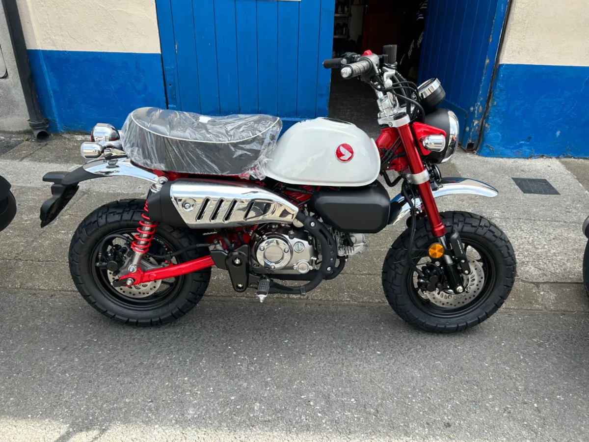 New 2025 Honda Monkey 125 - Image 2