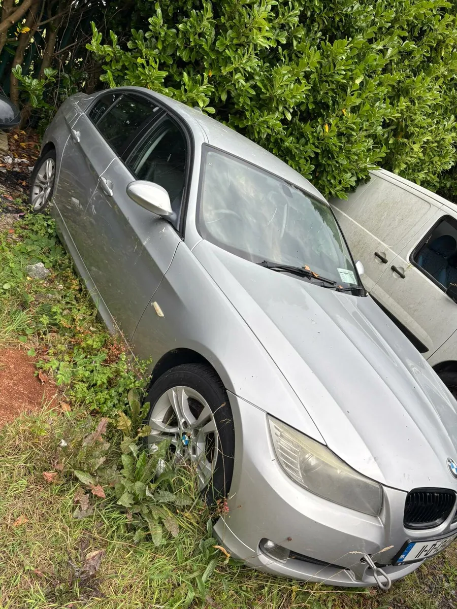 Bmw 320d SE 2011  t chain snapped - Image 1