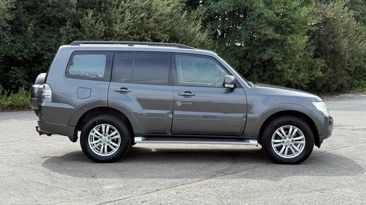 Mitsubishi Pajero 2014 *Vat Receipt* - Image 4
