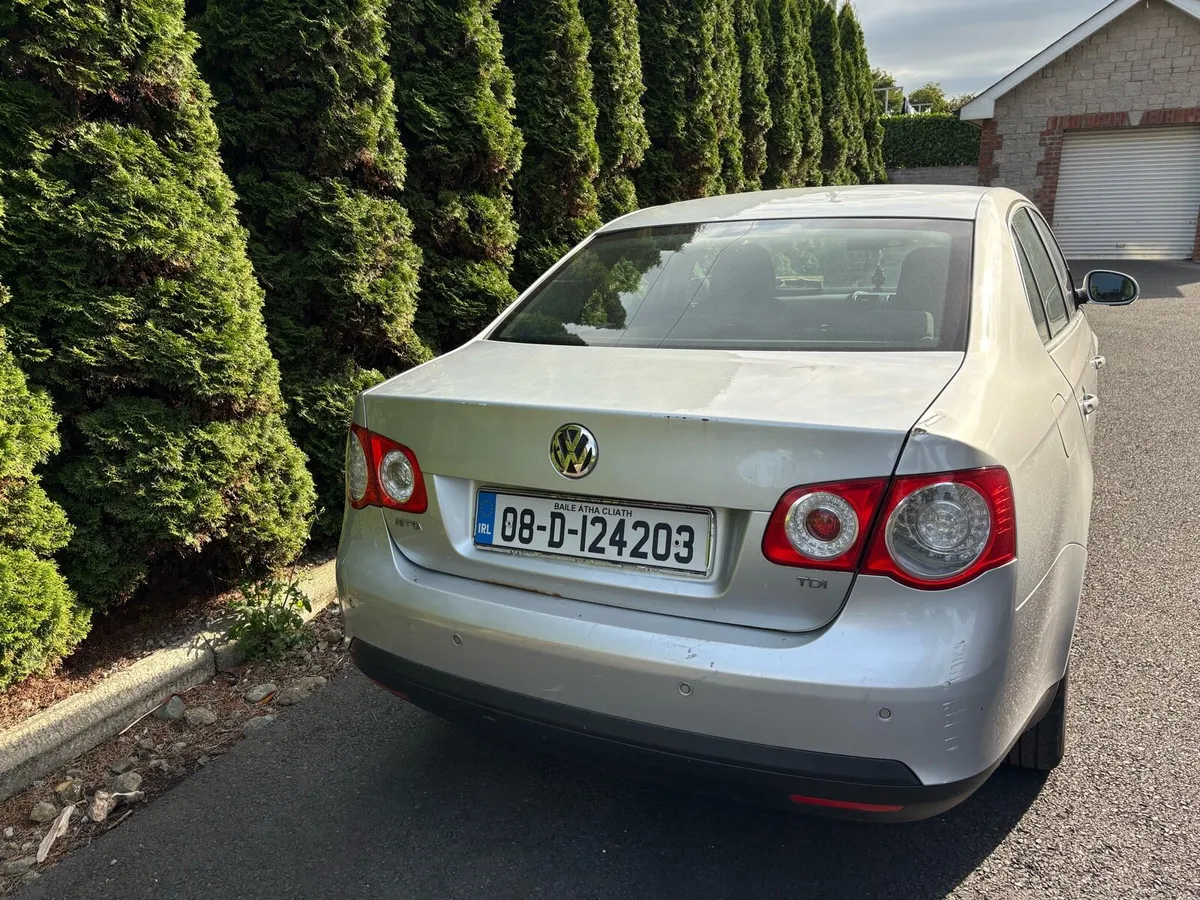 VW Jetta 1.9 TDI 2008 Diesel - Image 2