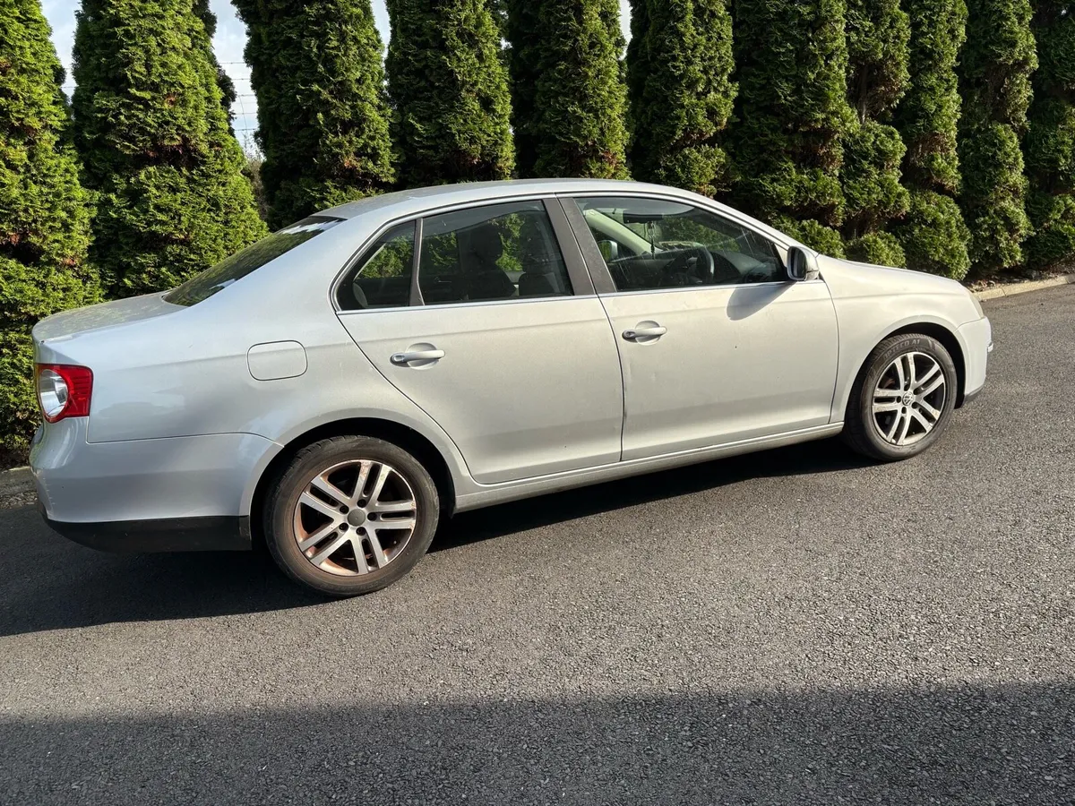 VW Jetta 1.9 TDI 2008 Diesel - Image 3