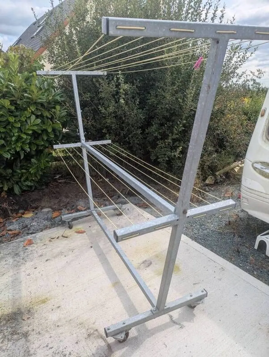 Mobile Clothes Line