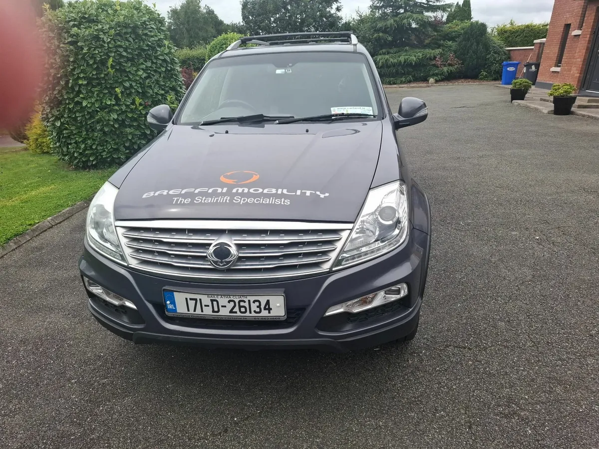 SsangYong Rexton 2017 - Image 2