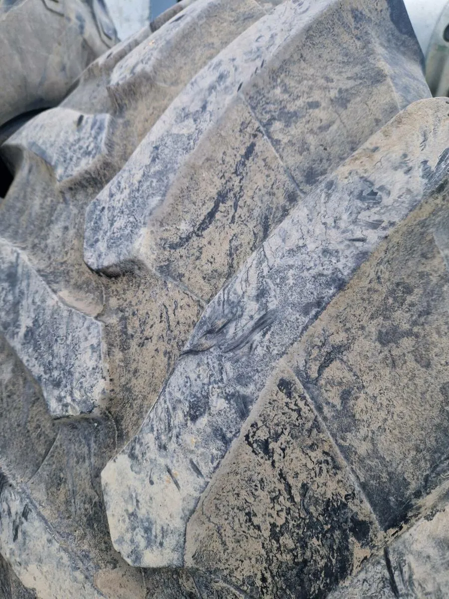 Tyres - Image 2