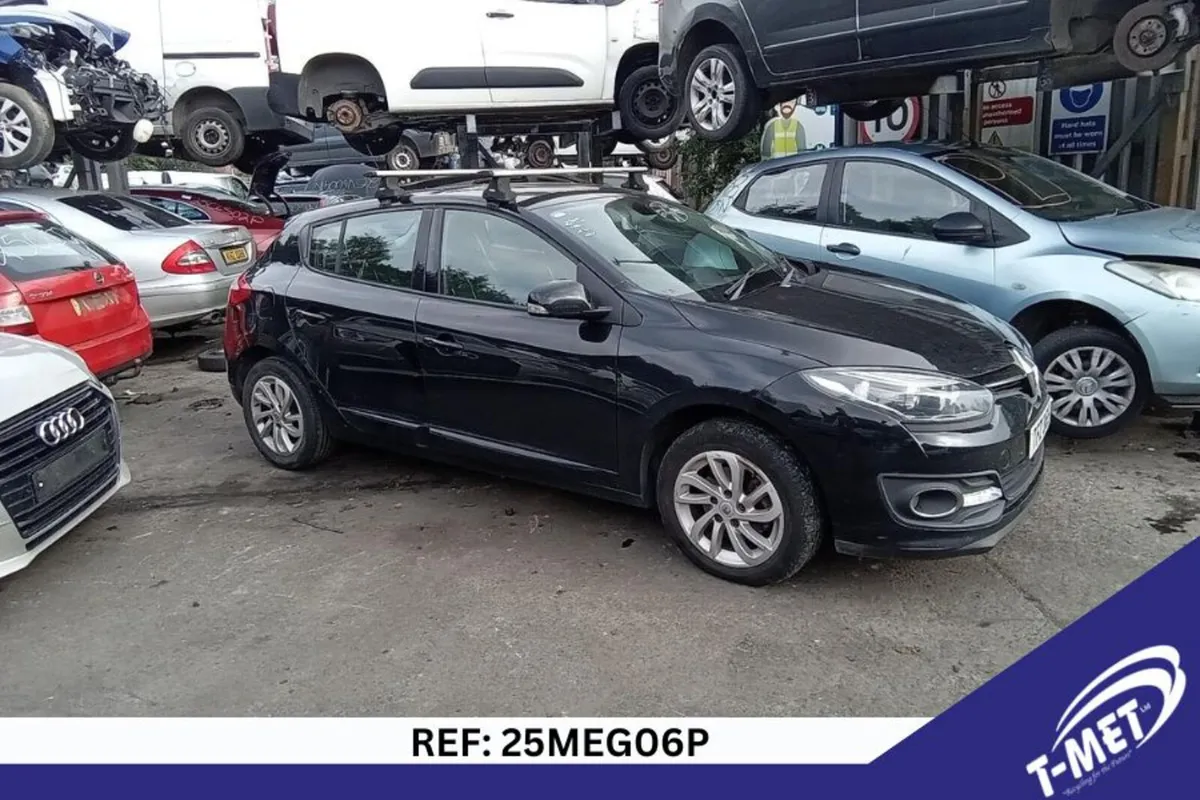2014 RENAULT MEGANE BREAKING FOR PARTS - Image 1