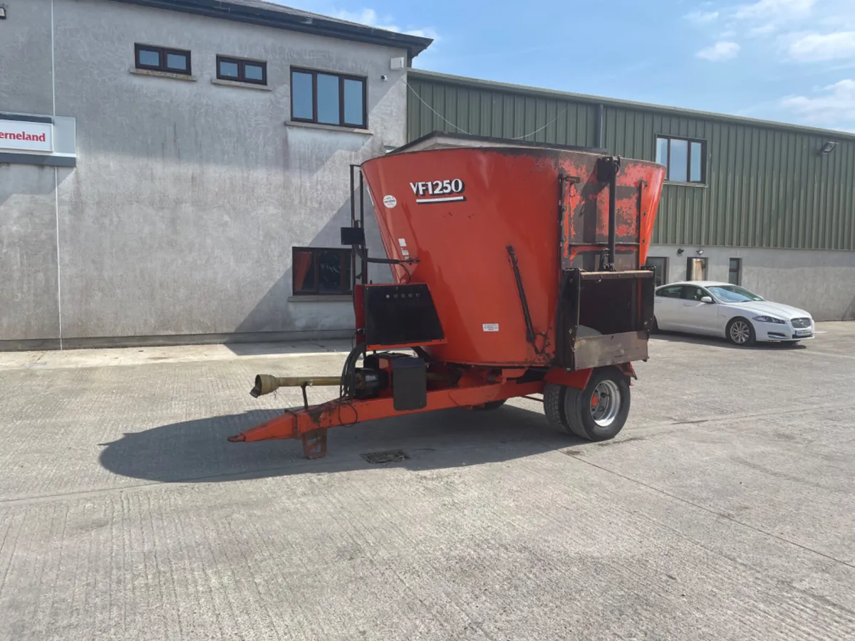 Abbey VF1250 Diet Feeder - Image 1