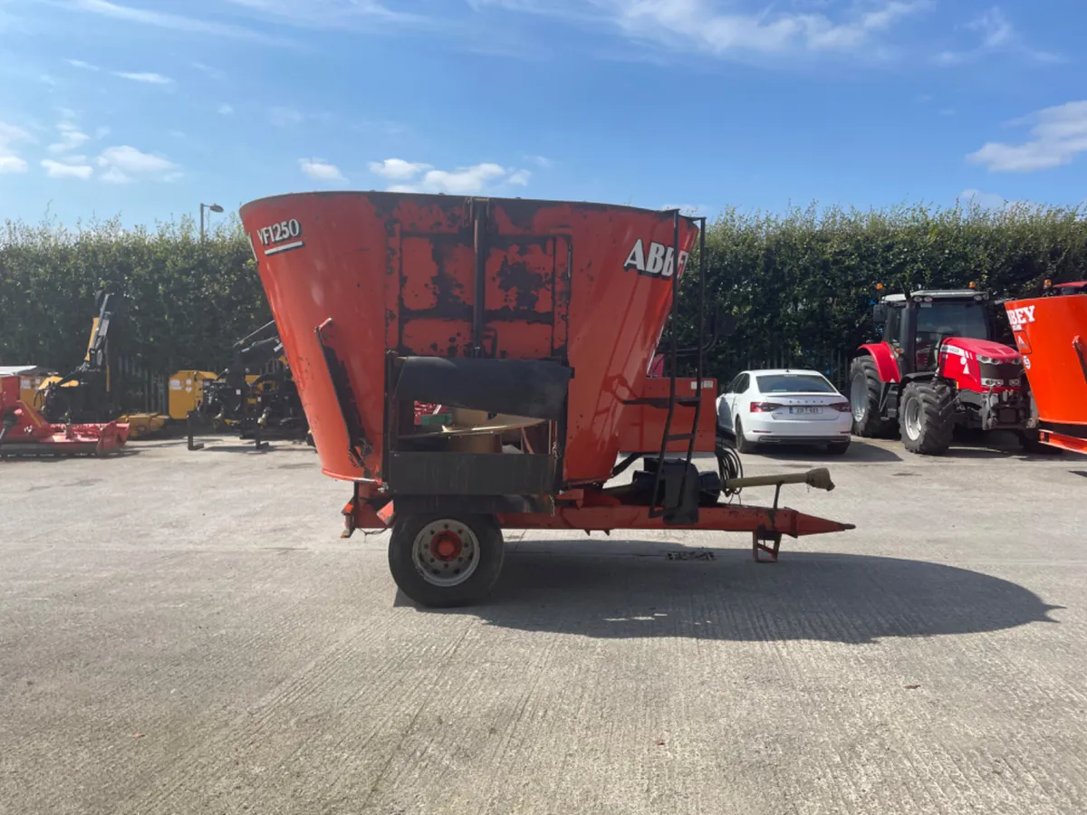 Abbey VF1250 Diet Feeder - Image 4