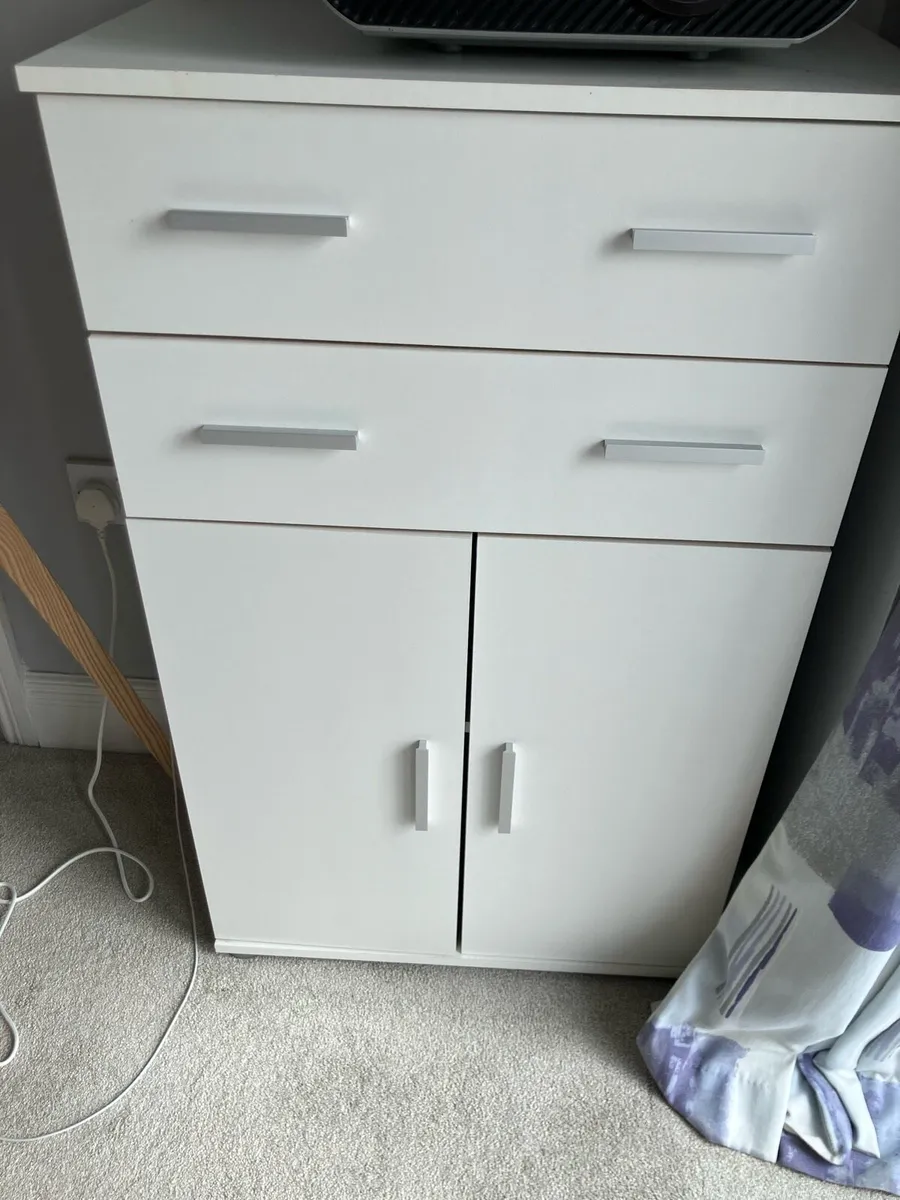 White cabinet - Image 2