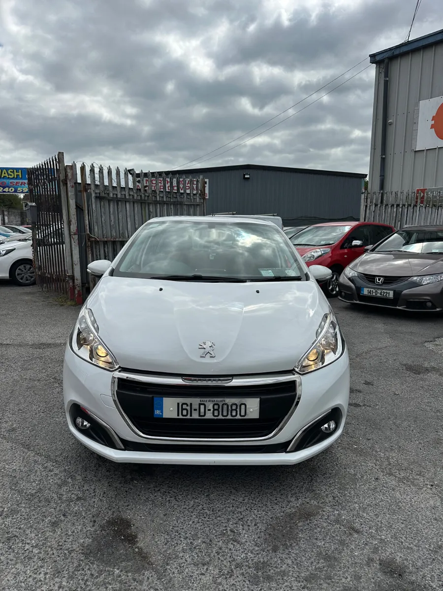 Peugeot 208 1.0 Petrol NCT TAX LOW KMS - Image 3