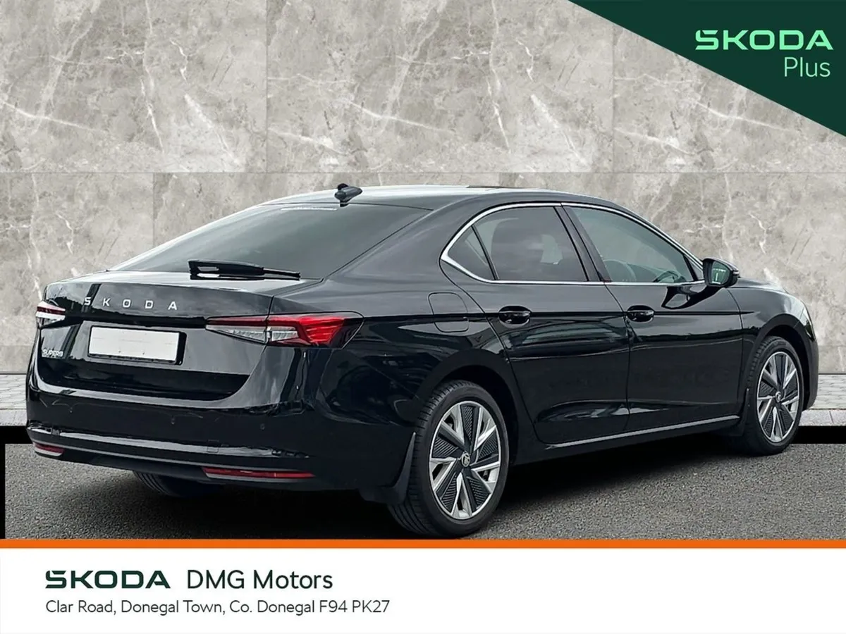 Skoda Superb 2.0 TDI 150BHP DSG Selection - Image 3