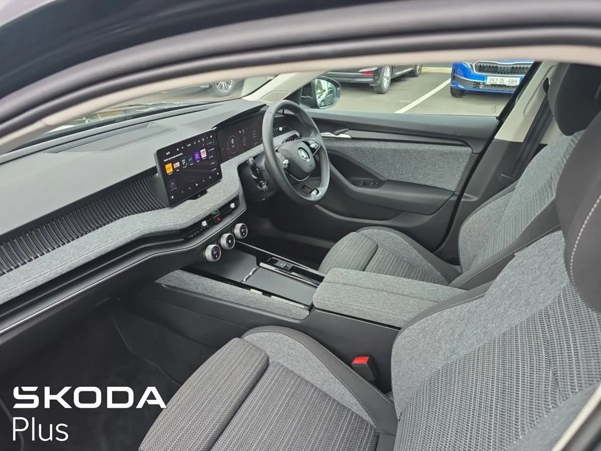 Skoda Superb 2.0 TDI 150BHP DSG Selection - Image 4