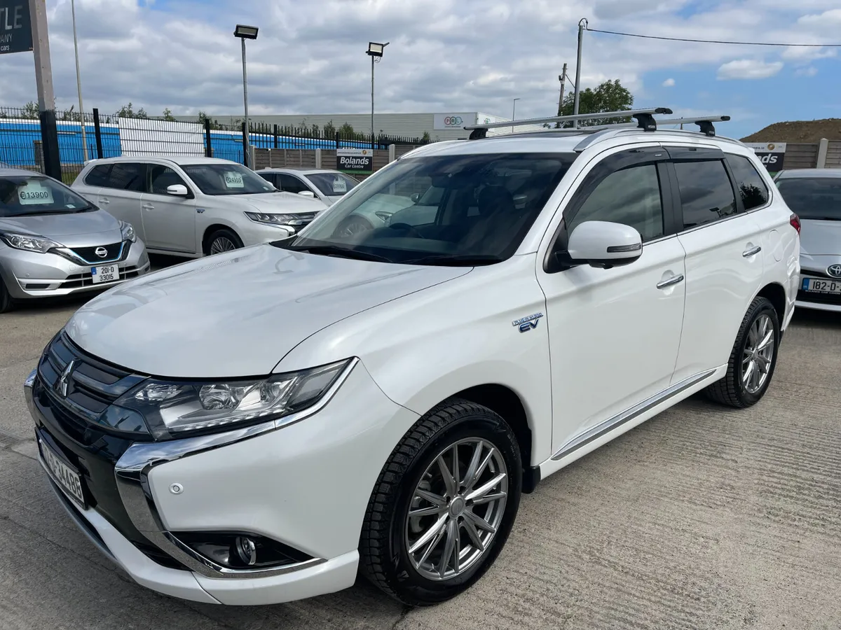 172 Mitsubishi Outlander Hybrid 2.0 Phev Automatic - Image 2