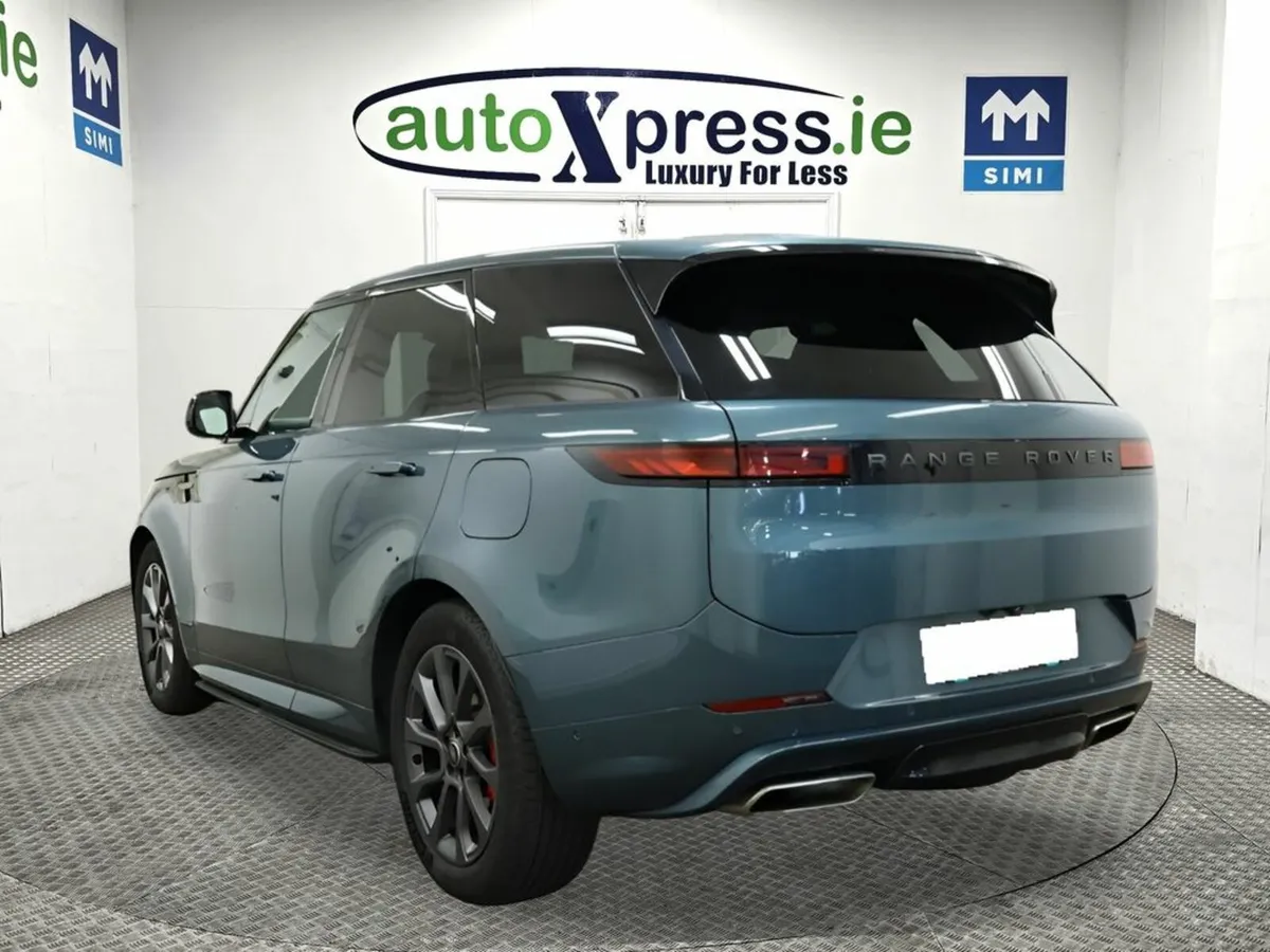Land Rover Range Rover Sport 3.0 P460E DYNAMIC SE - Image 3