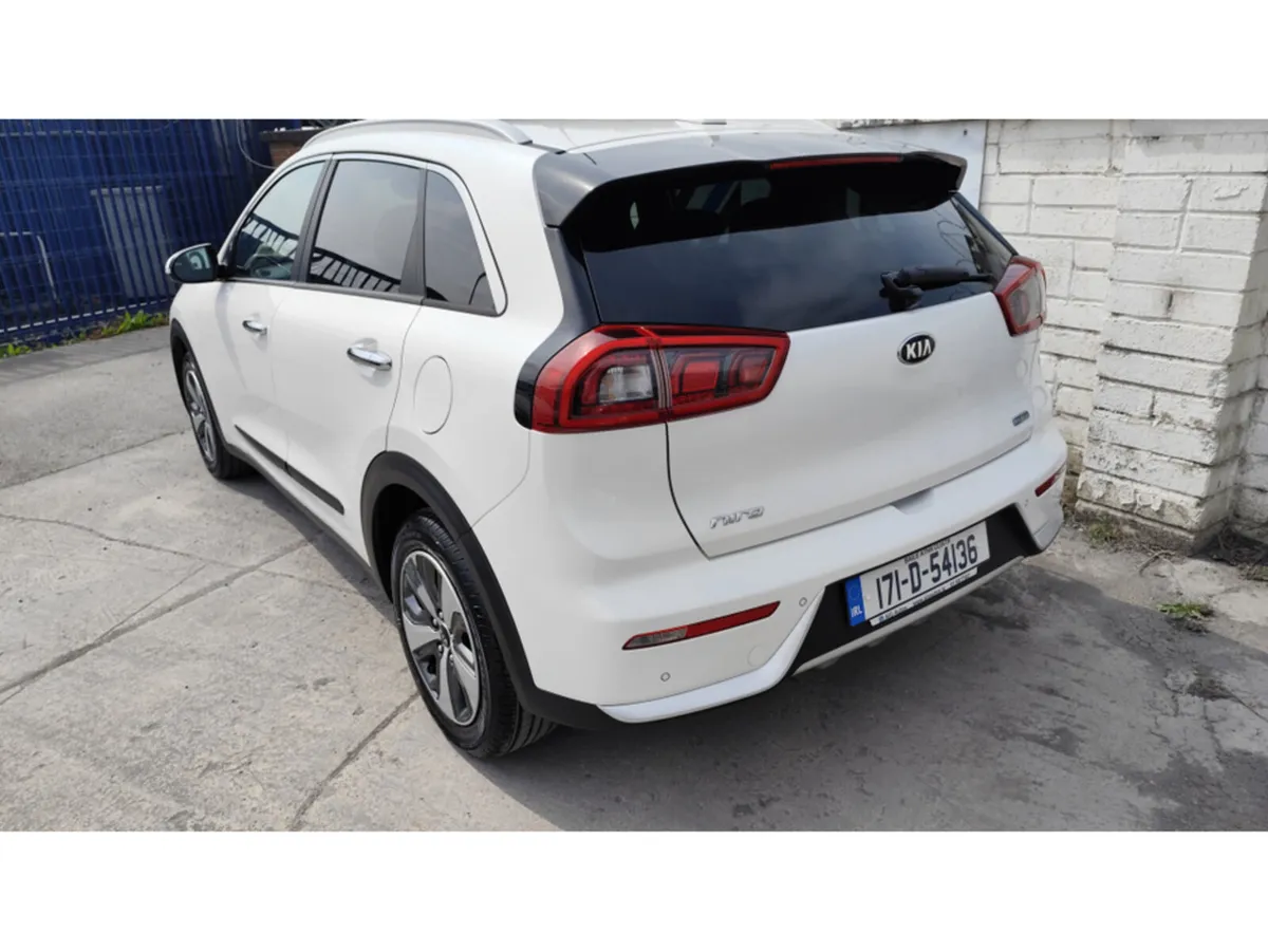 Kia Niro 2017 1.6 GDI 2 104BHP AUTO HYBRID - Image 4