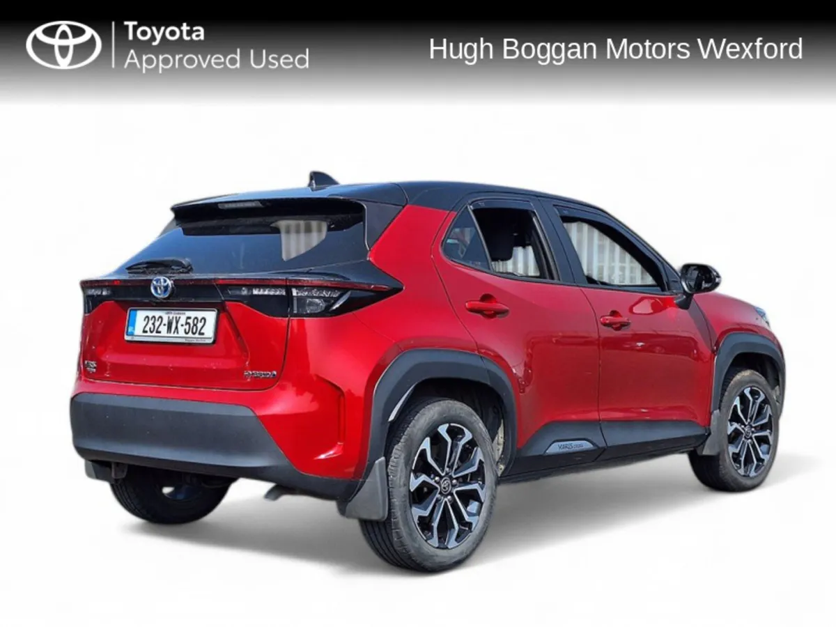 Toyota Yaris Cross SPORT BI TONE ONE OWNER - Image 2