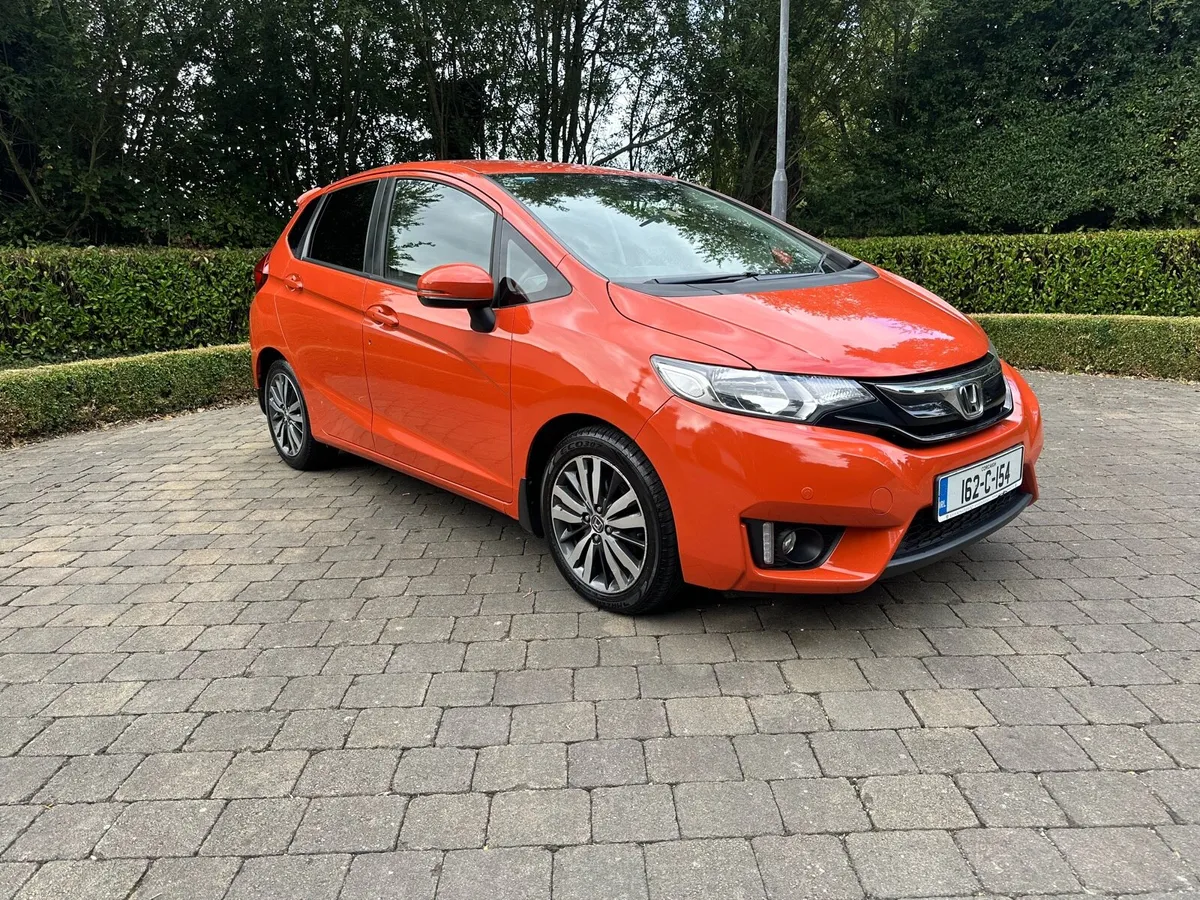 Honda jazz EX Auto very low miles - Image 1