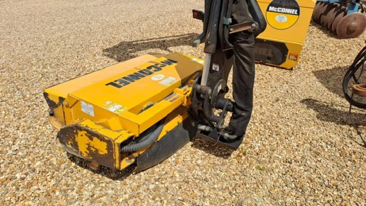 MCCONNEL PA6070 VFR REV EDS - Image 4