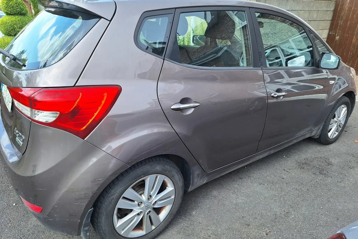 Hyundai ix20 2012 - Image 2