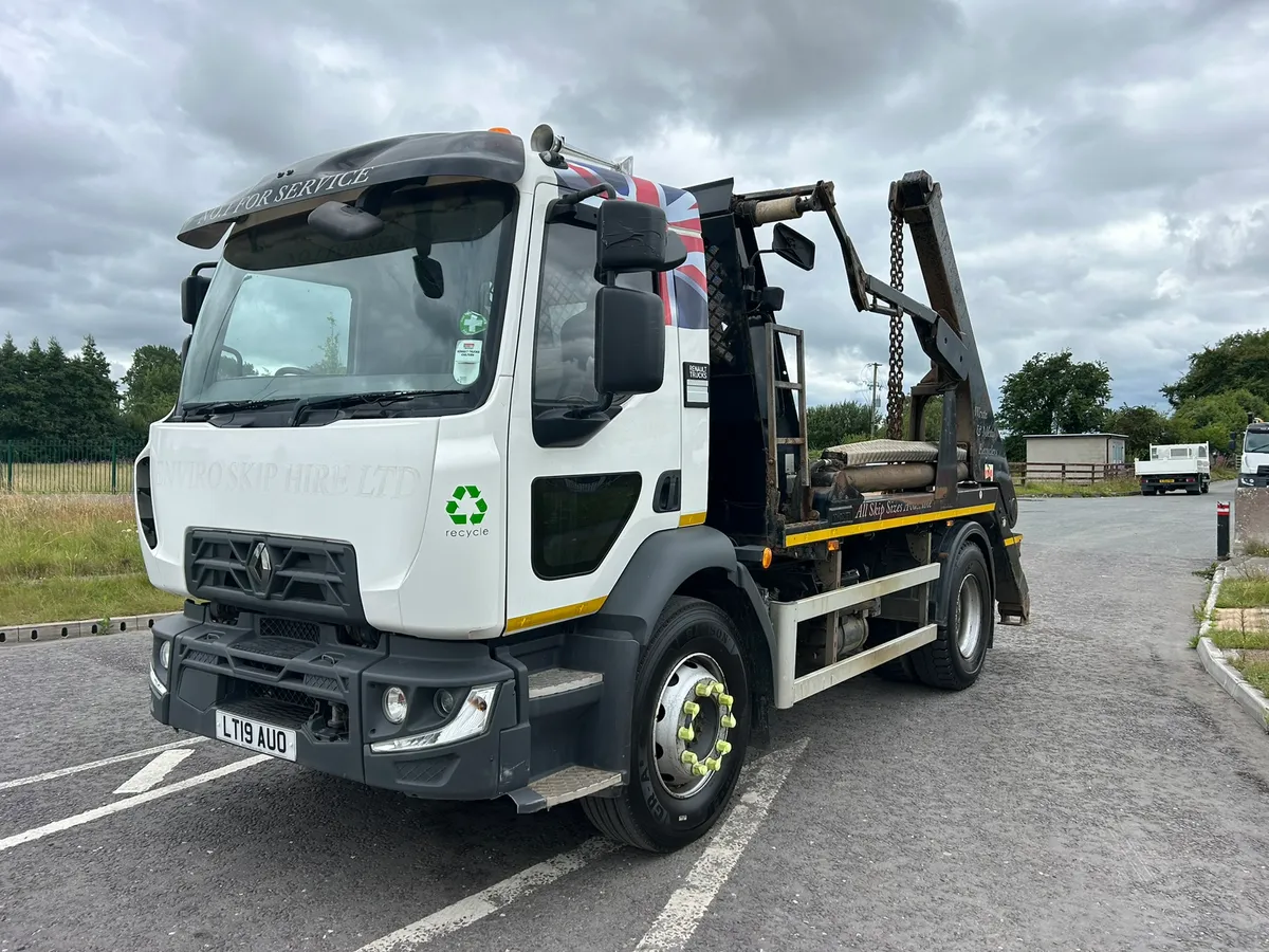 2019 Renault Hyva Skiploader - Image 3