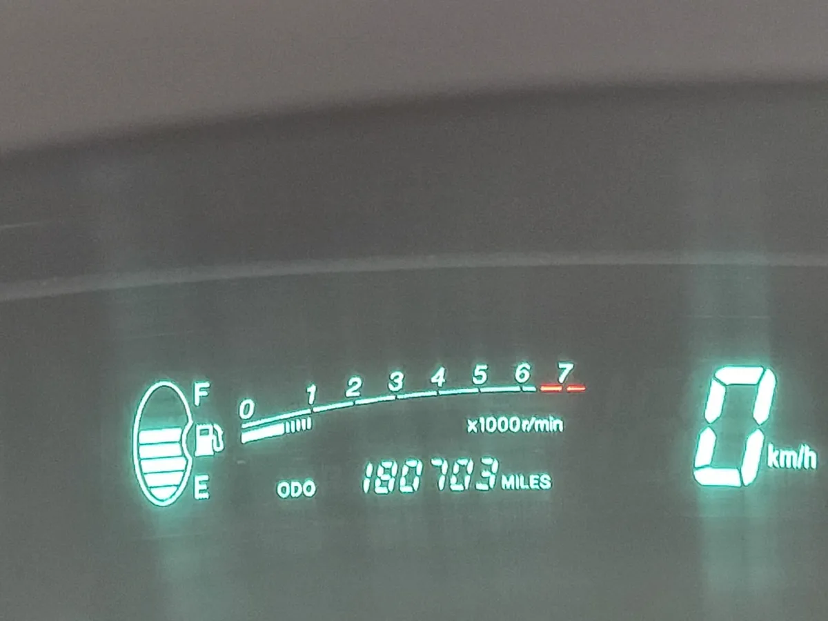 Toyota Yaris new nct and taxed - Image 4
