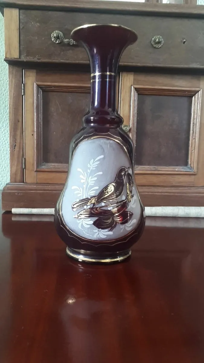 Ruby Glass vase - Image 1