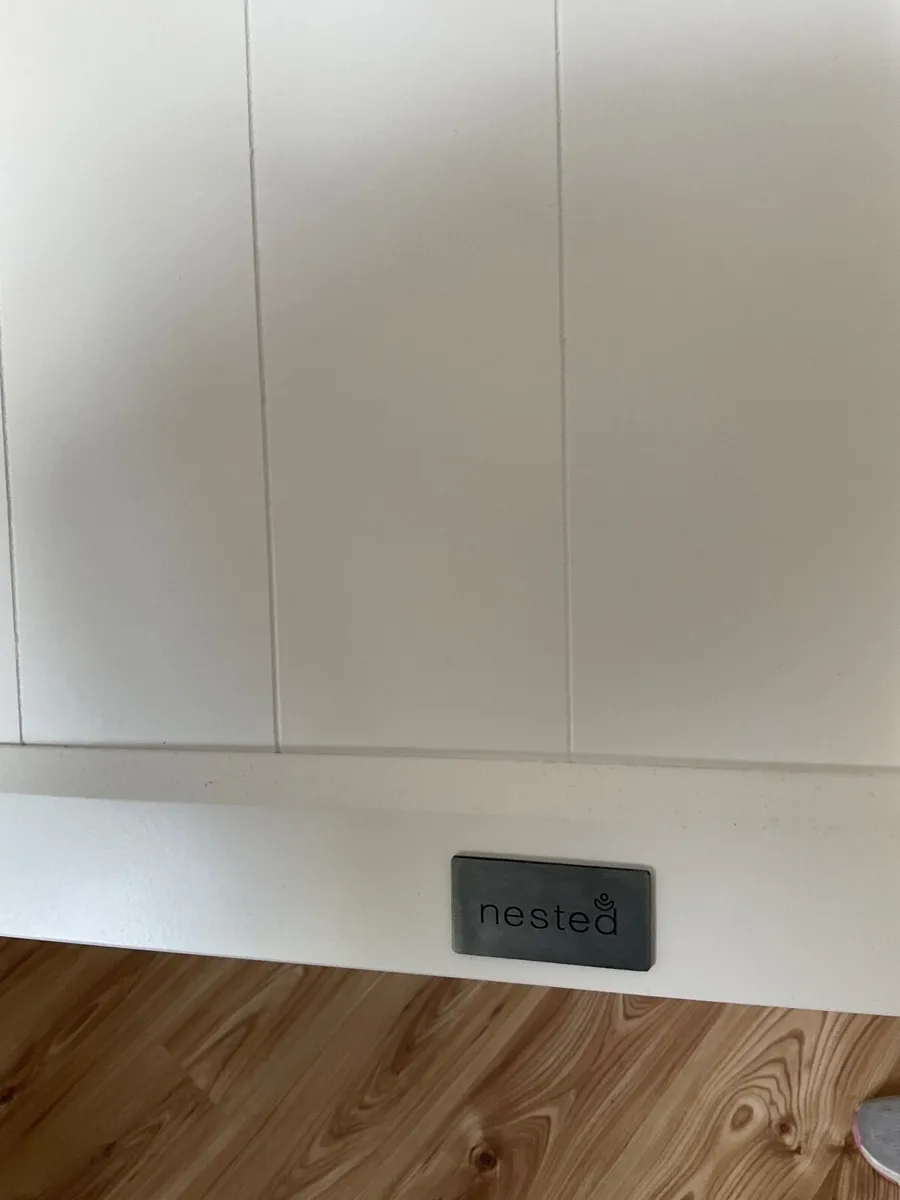 Baby’s Cot - Image 4