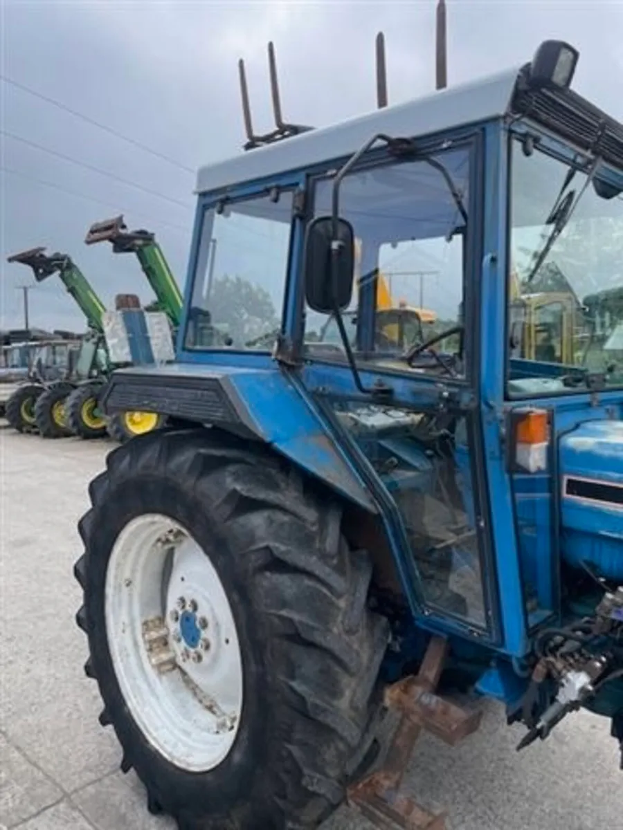 Ford 5610 2WD With Optional Loader - Image 3