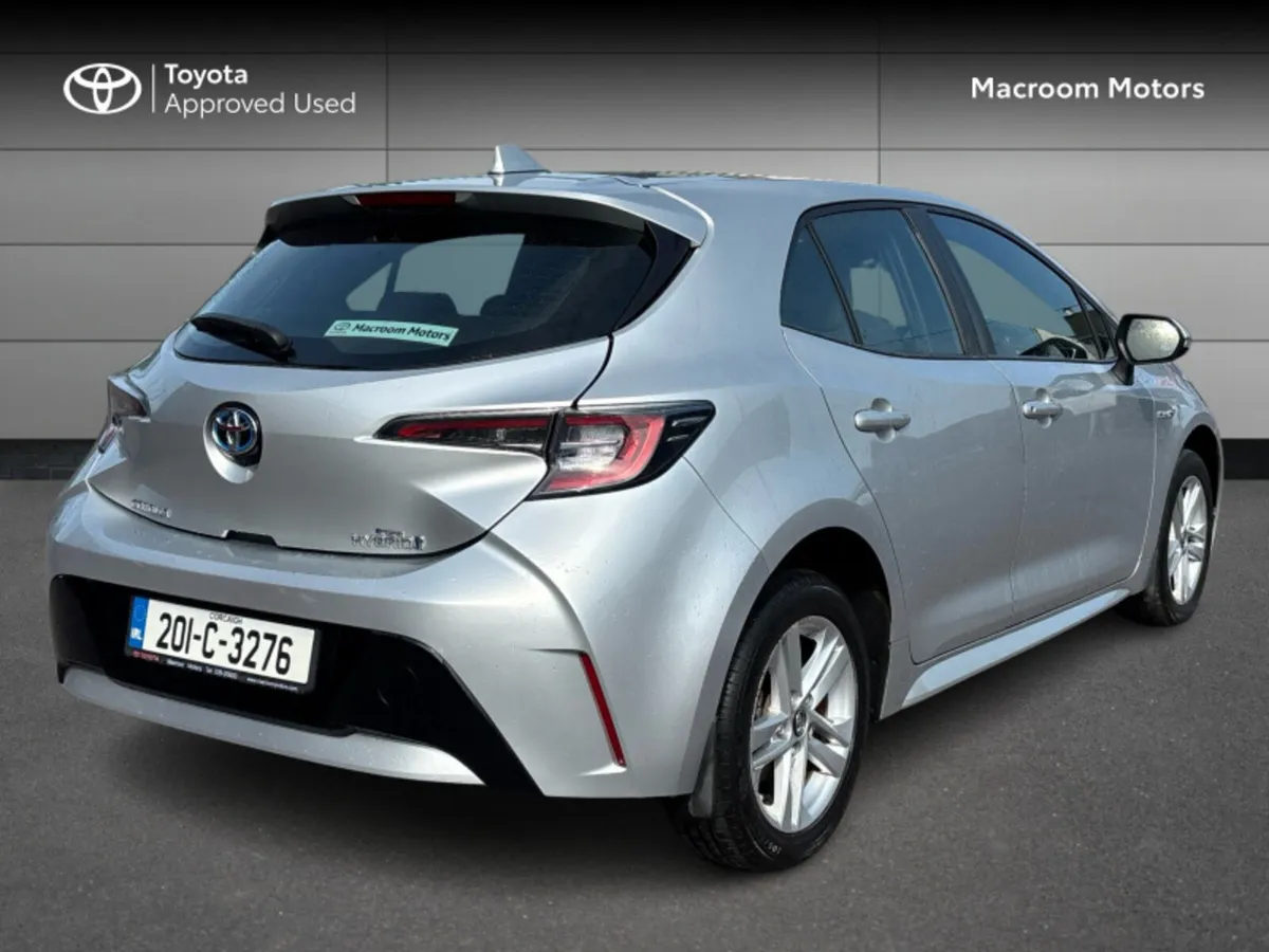 Toyota Corolla COROLLA HYBRID LUNA H/B - Image 2