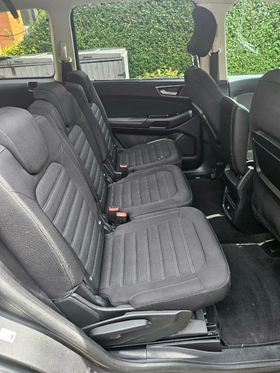 Ford Galaxy - Image 3