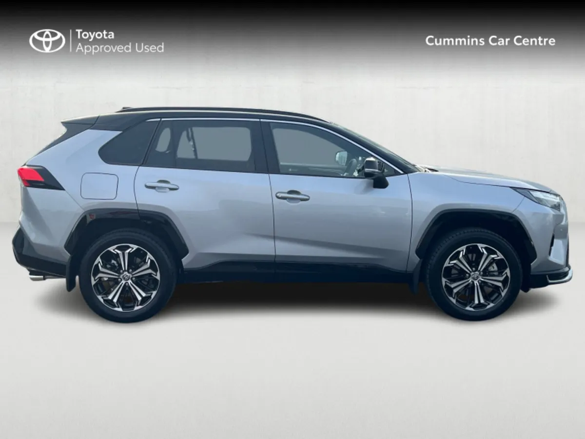 Toyota RAV4 RAV4 PLUG-IN HYBRID SPORT - Image 3
