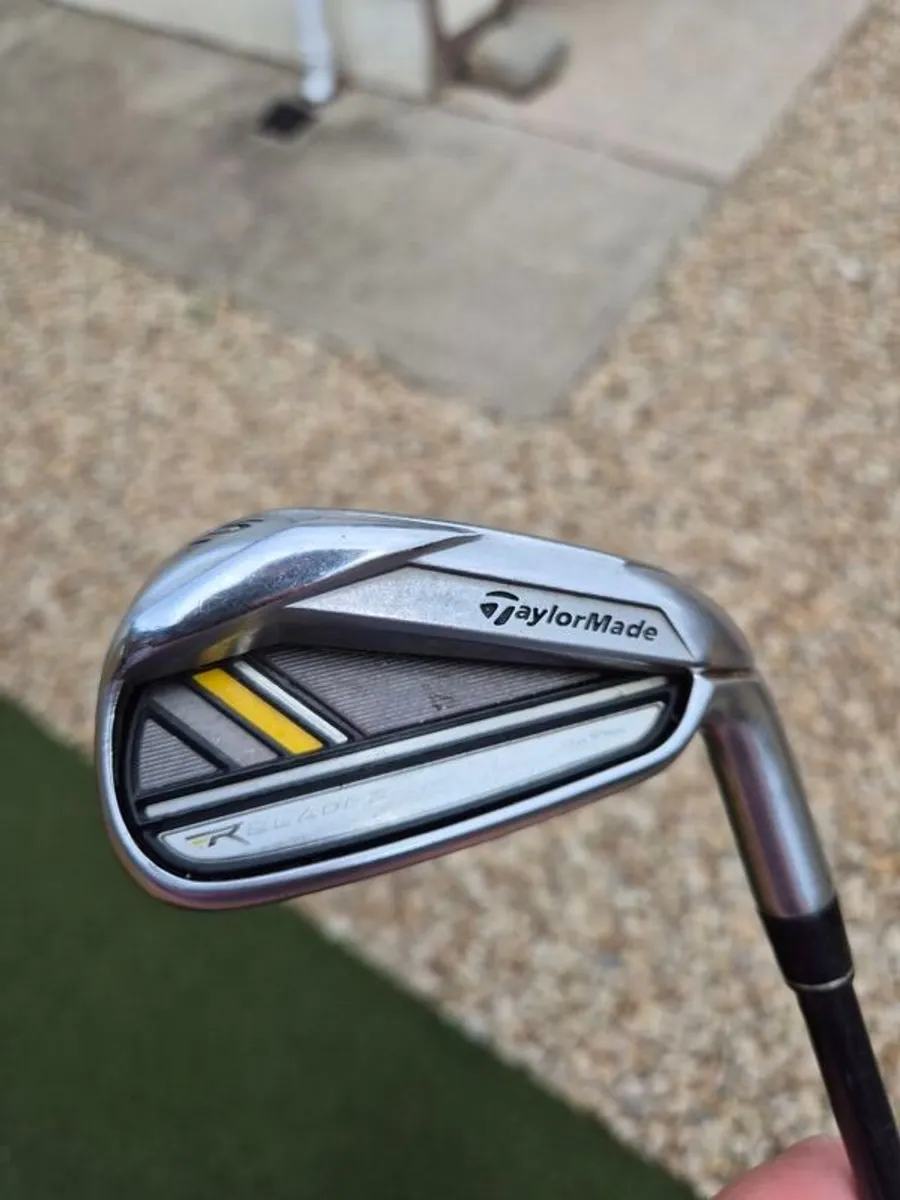Taylormade Rbladez Irons - Image 1
