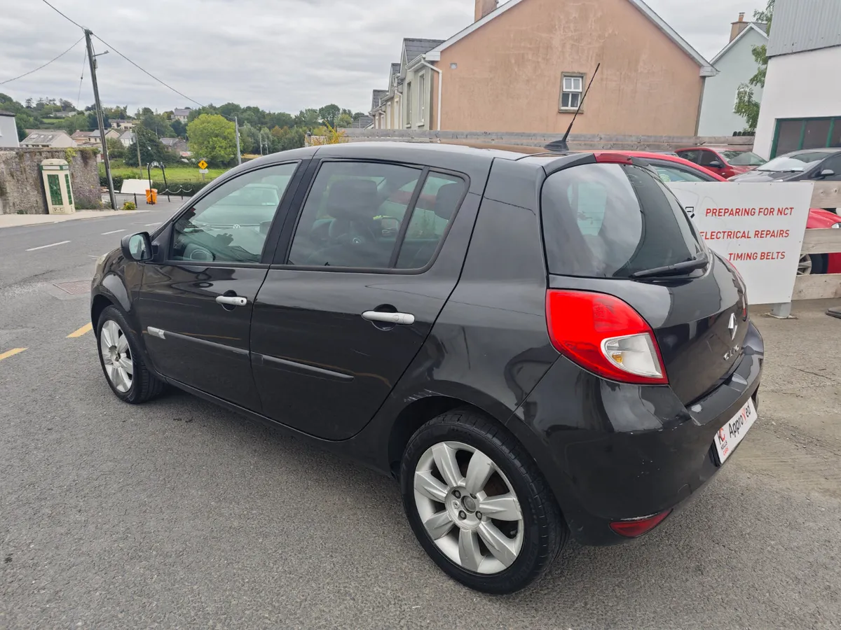 Renault Clio 2010 1.5 DCI 90 TOMTOM EDITION ECO2 - Image 3