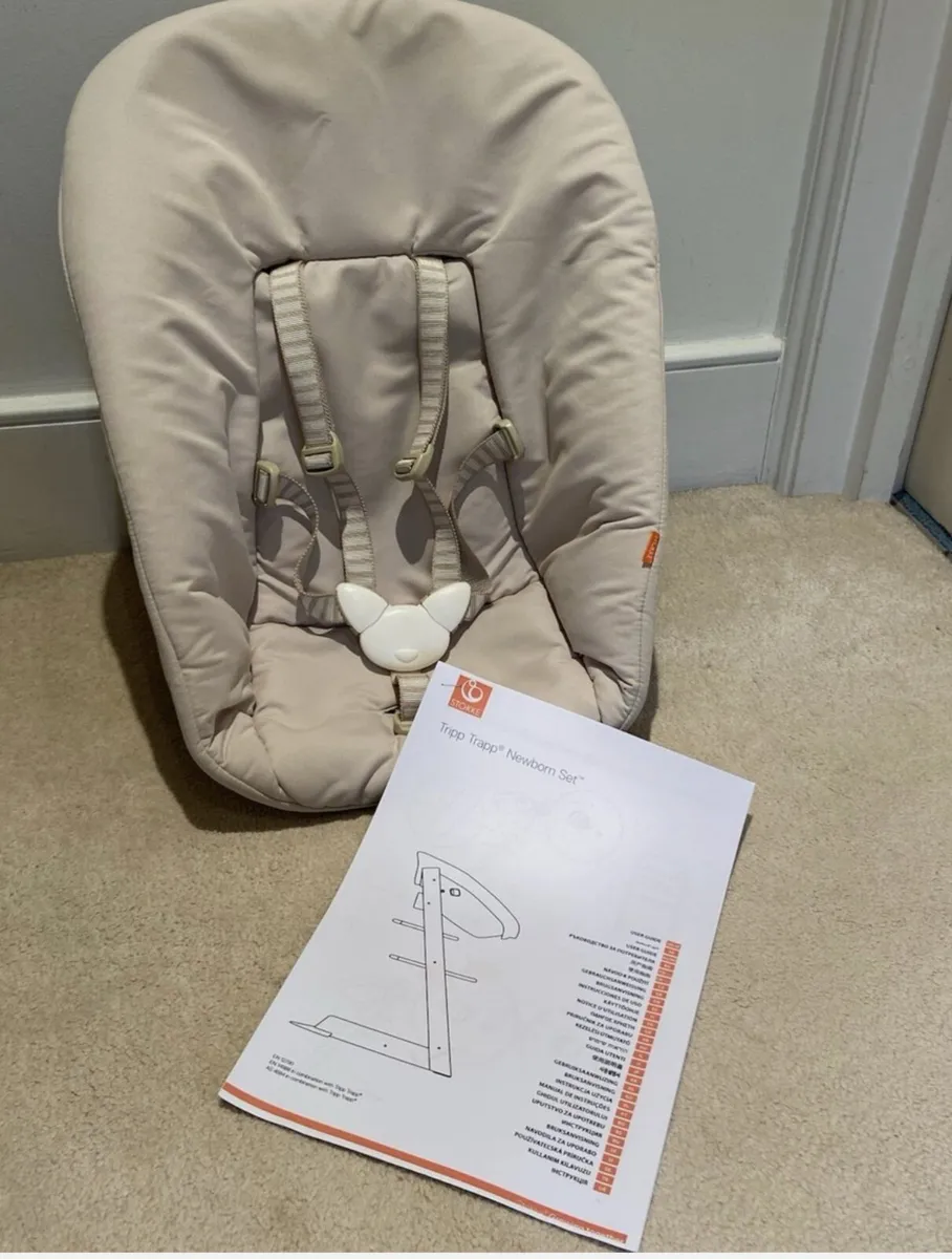 Stokke newborn feeding set