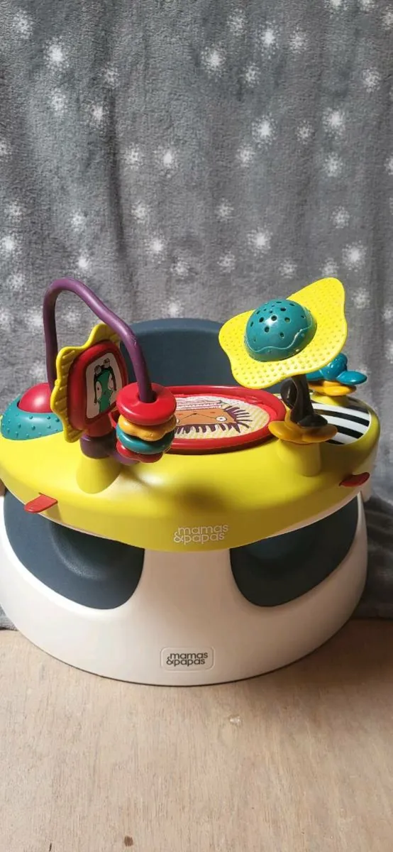 Mamma's and Pappa's bumbo seat - Image 1