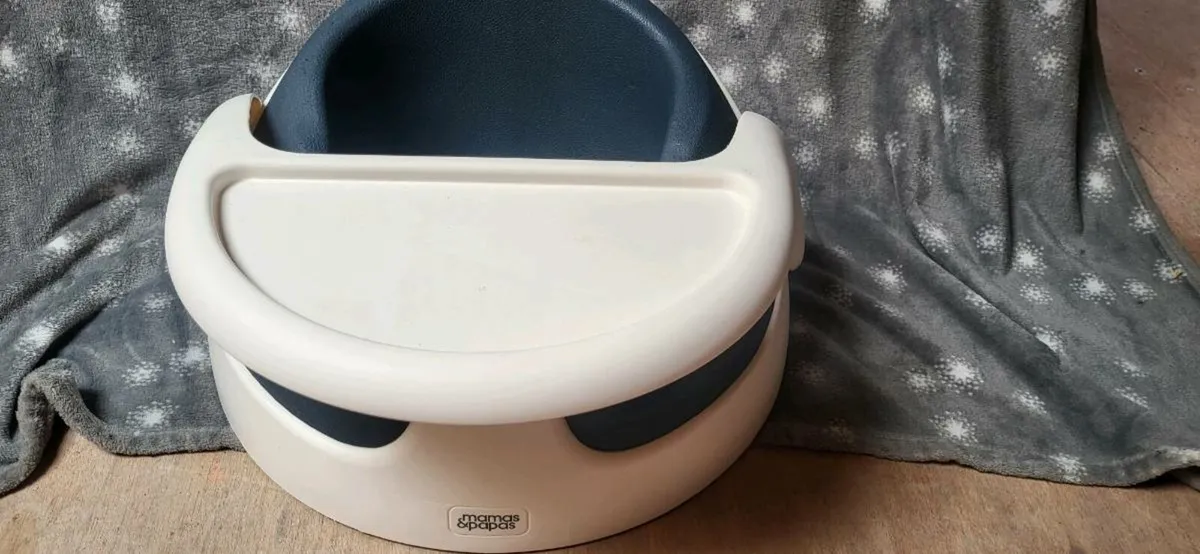Mamma's and Pappa's bumbo seat - Image 3