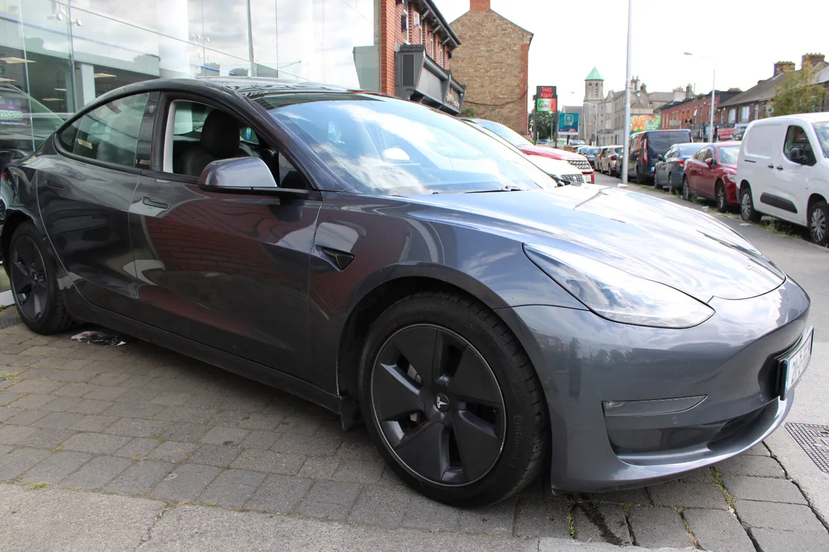 Tesla Model 3 AWD DUAL MOTOR LONG RANGE 2021 - Image 2