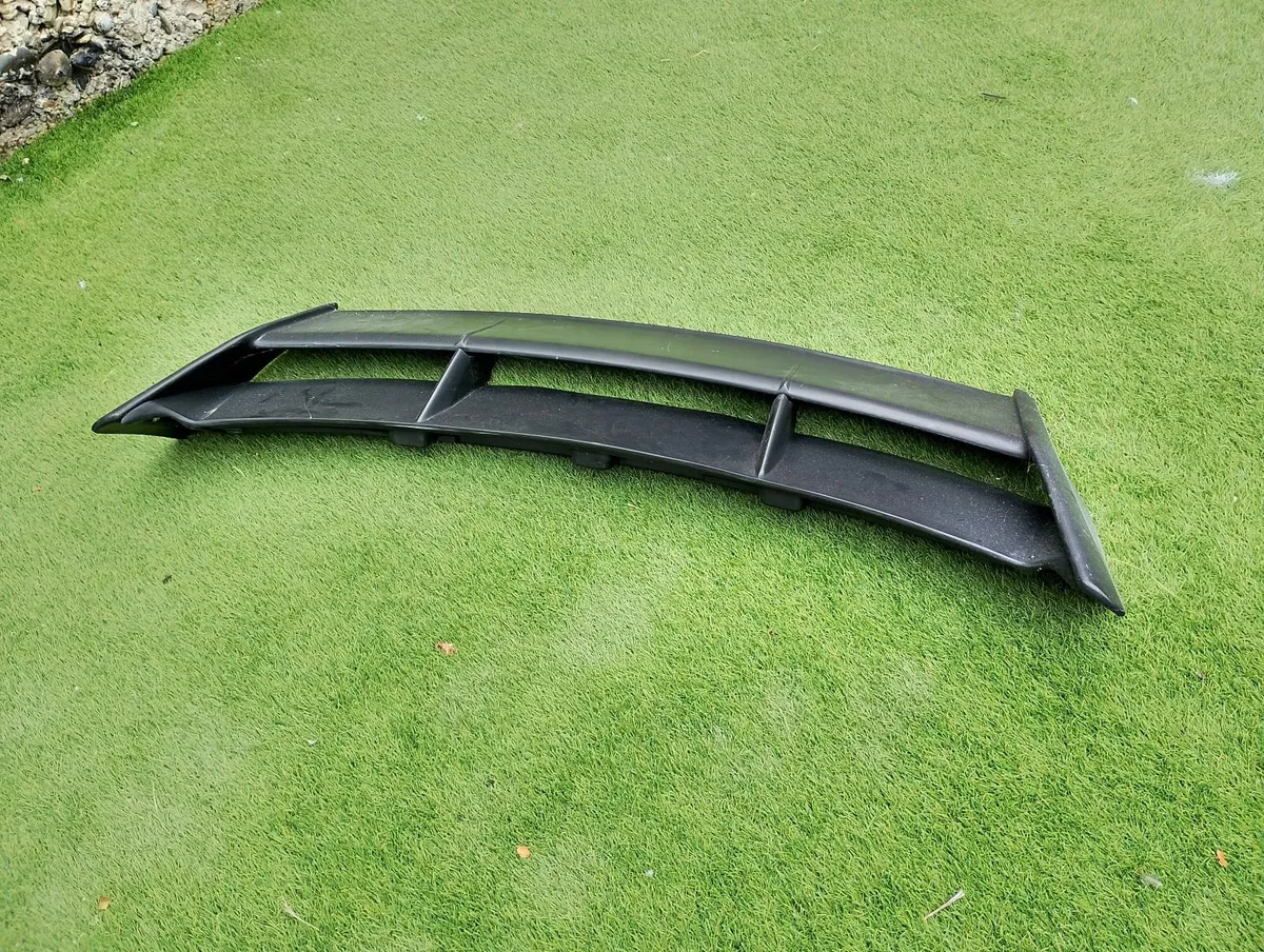 Spoiler, Alloy wheels, lowering springs. Focus mk2 - Image 3