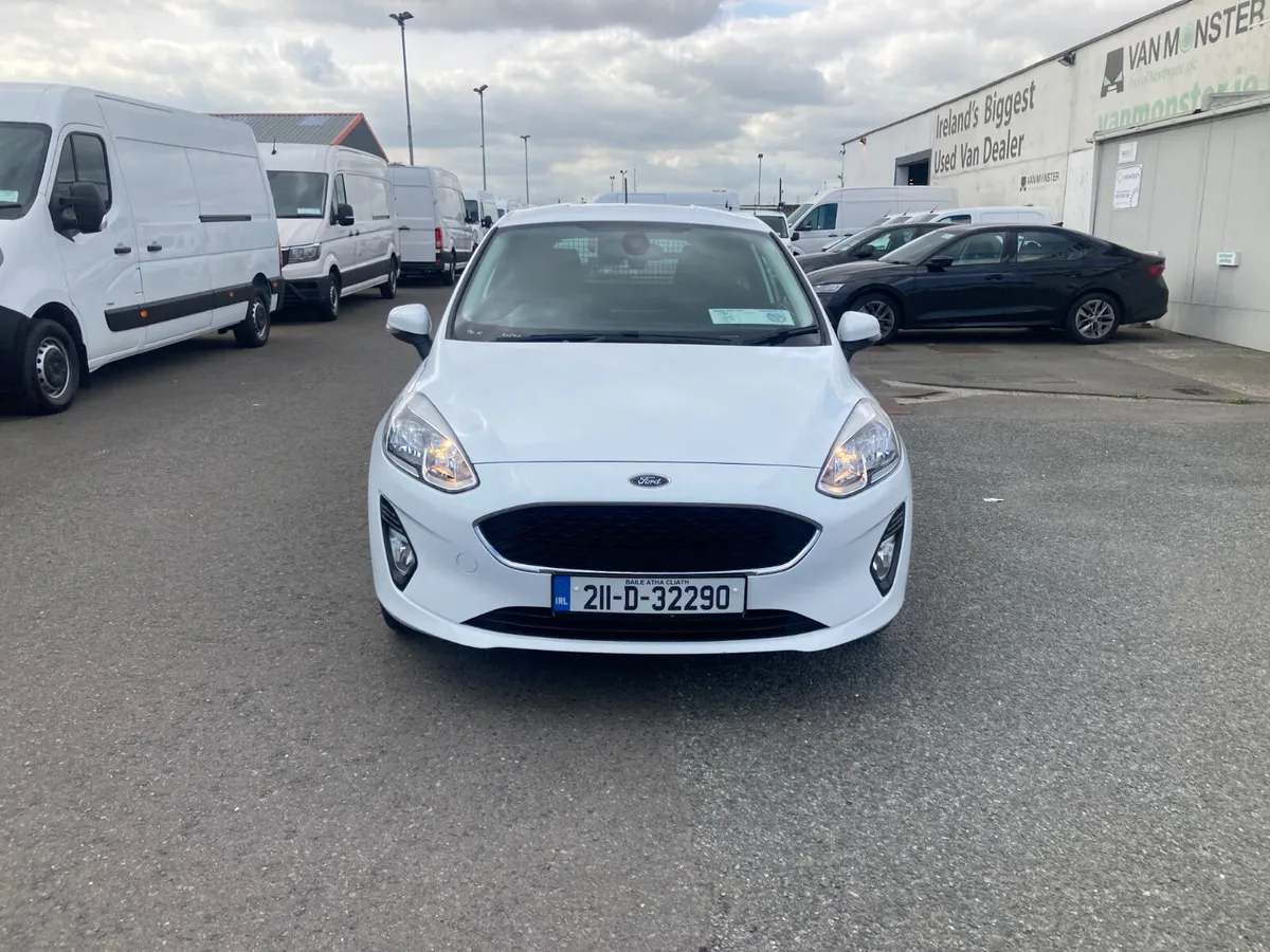 Ford Fiesta 2021 - Image 2