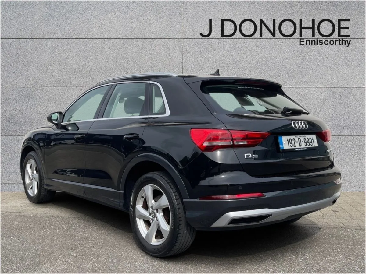 Audi Q3 35 TDI 150HP S Tronic SE - Image 3