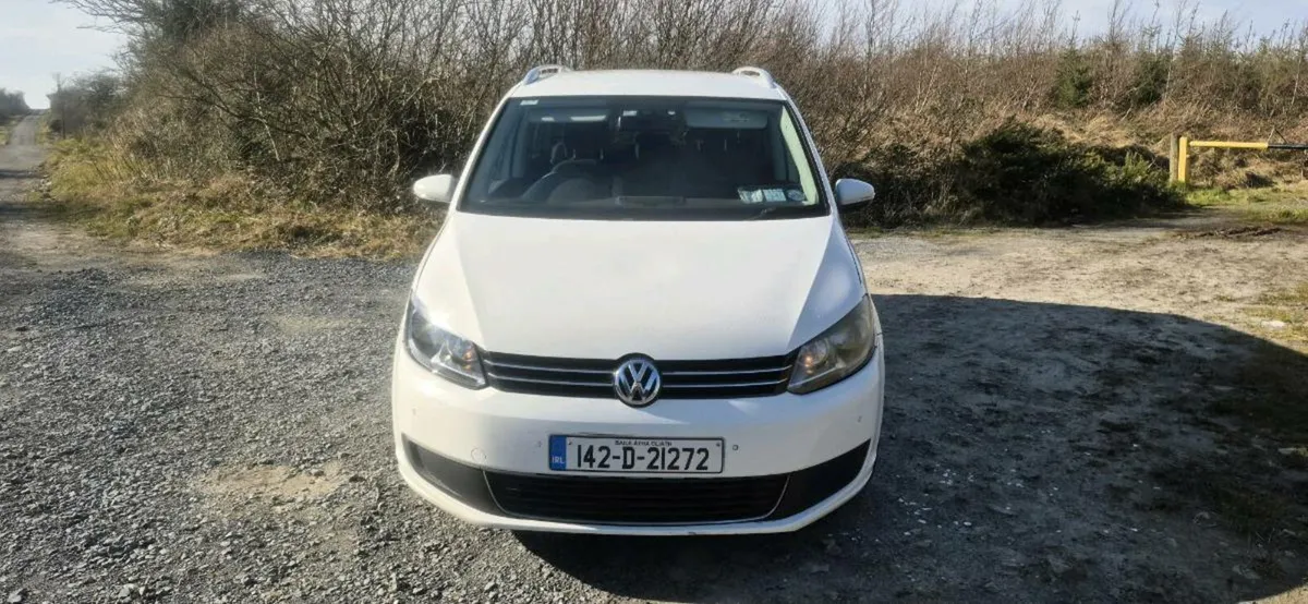 2014 Volkswagen Touran - Image 2