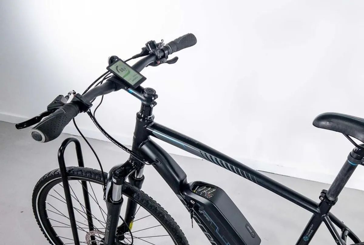 Carrera Crossfire Electric Hybrid Bike - Image 2