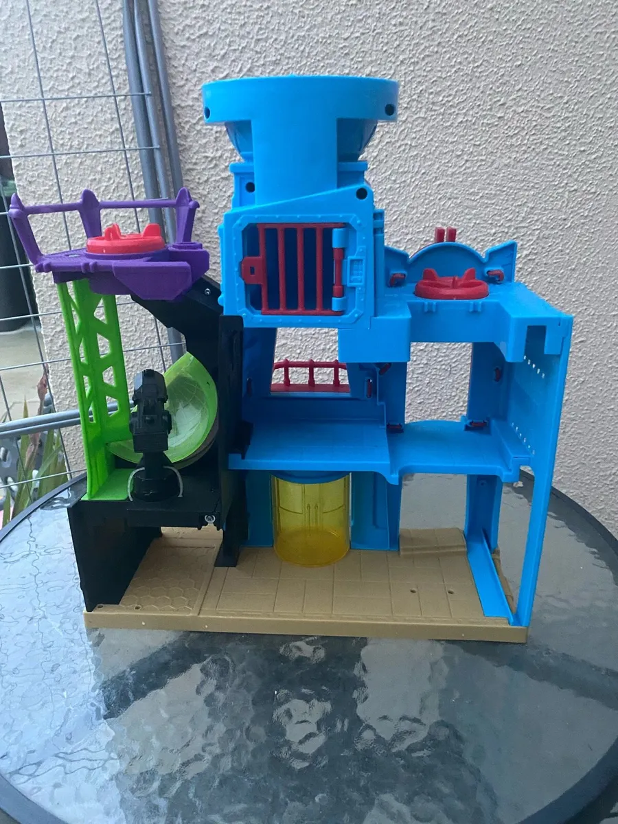 Imaginext DC Super friends Superman daily planet s - Image 2